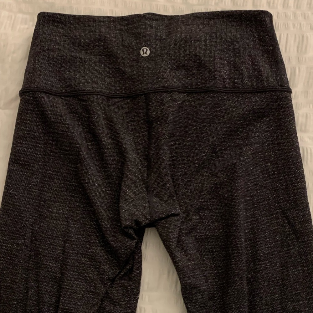 LULULEMON high waisted Wunder Under Leggings